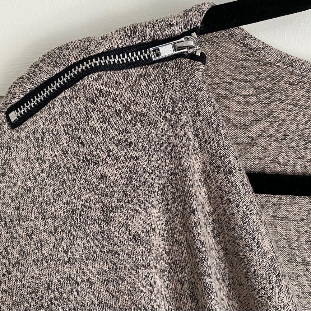 Sweater - Picture 2 of 4